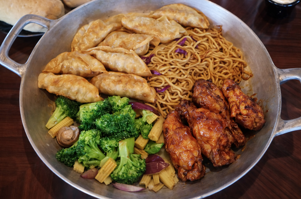 Dining at Polynesian Villas & Bungalows image